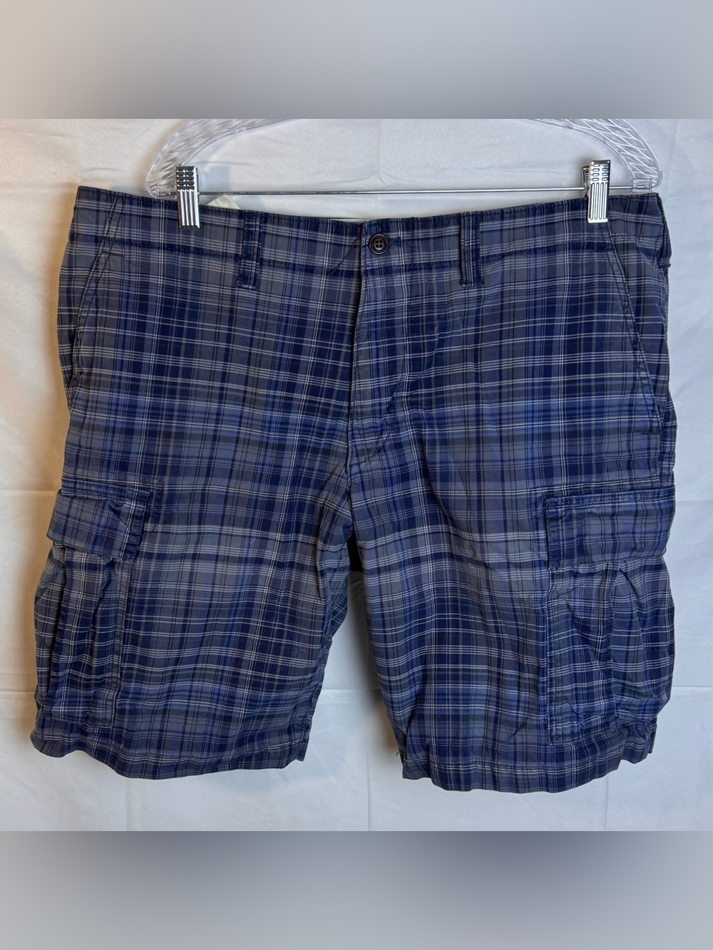 Men's Blue Plaid Cargo Shorts